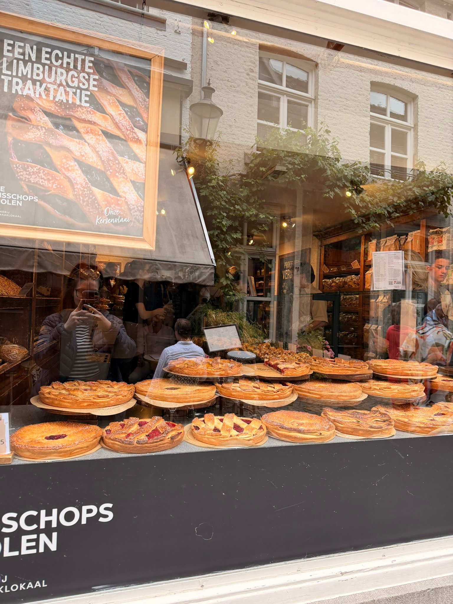 The Bisschopsmolen window that started the cherry vlaai obsession