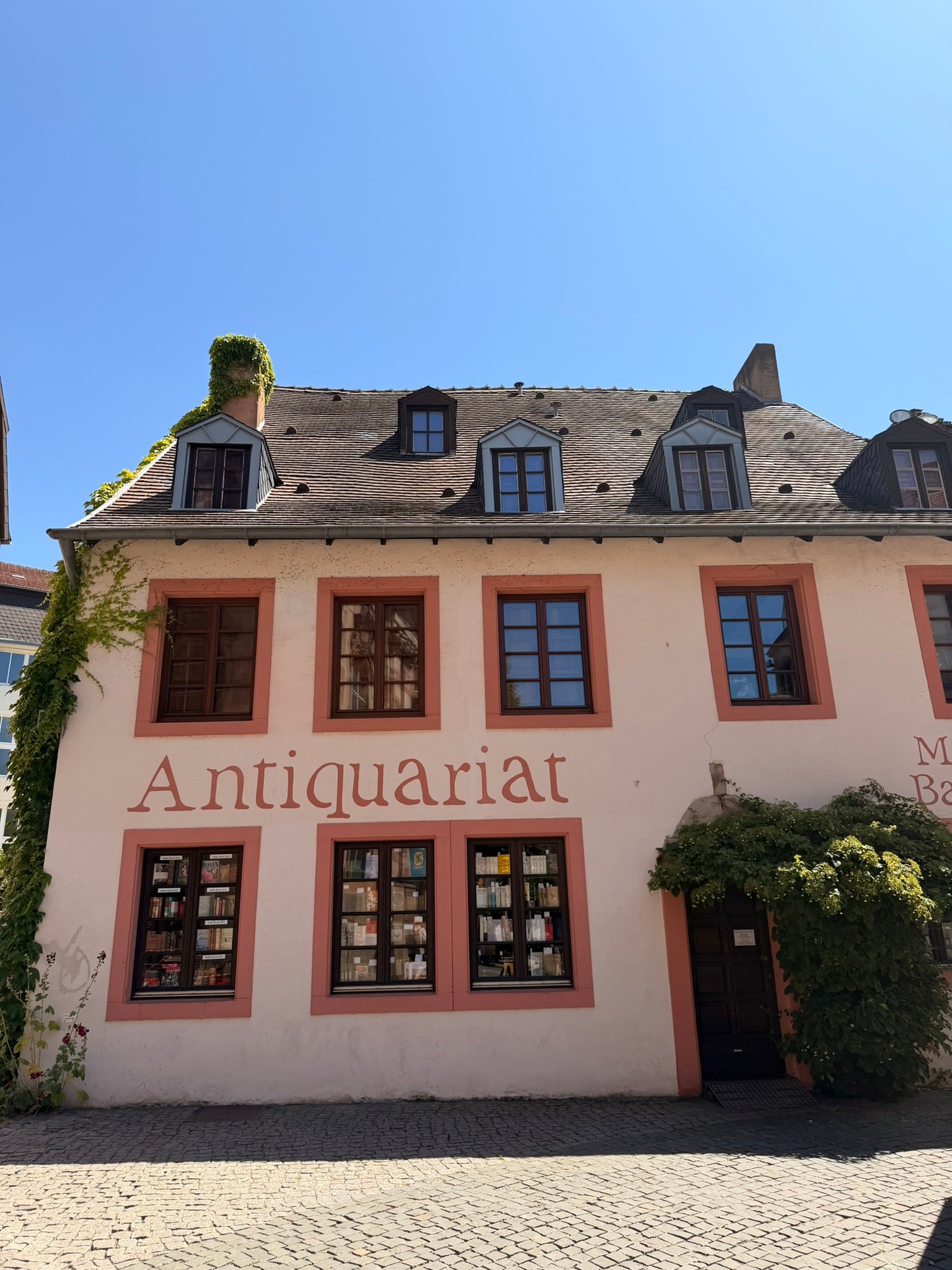 An antiquarian bookshop in Saarbrücken
