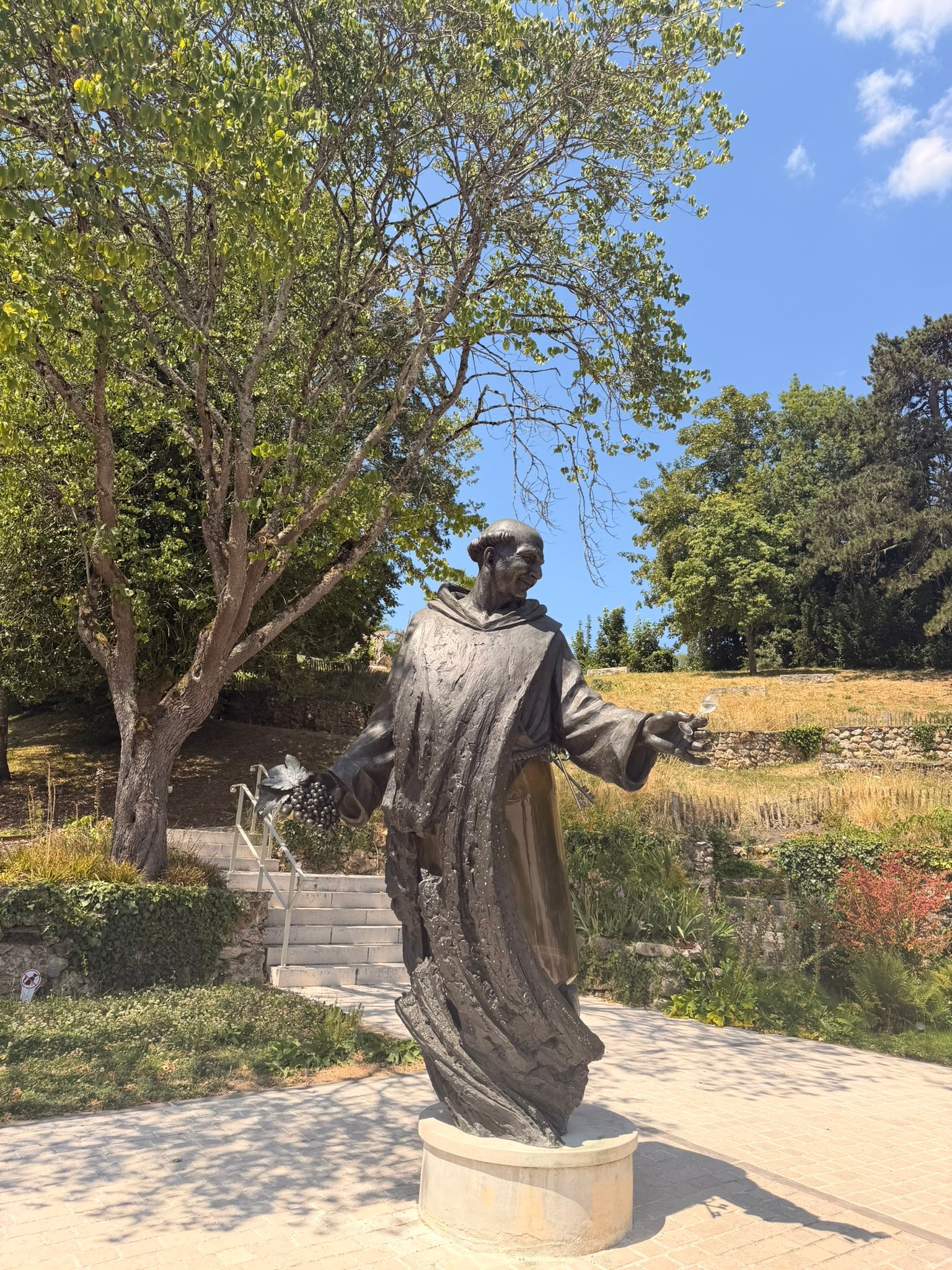 Statue of Dom Pérignon in Hautvillers