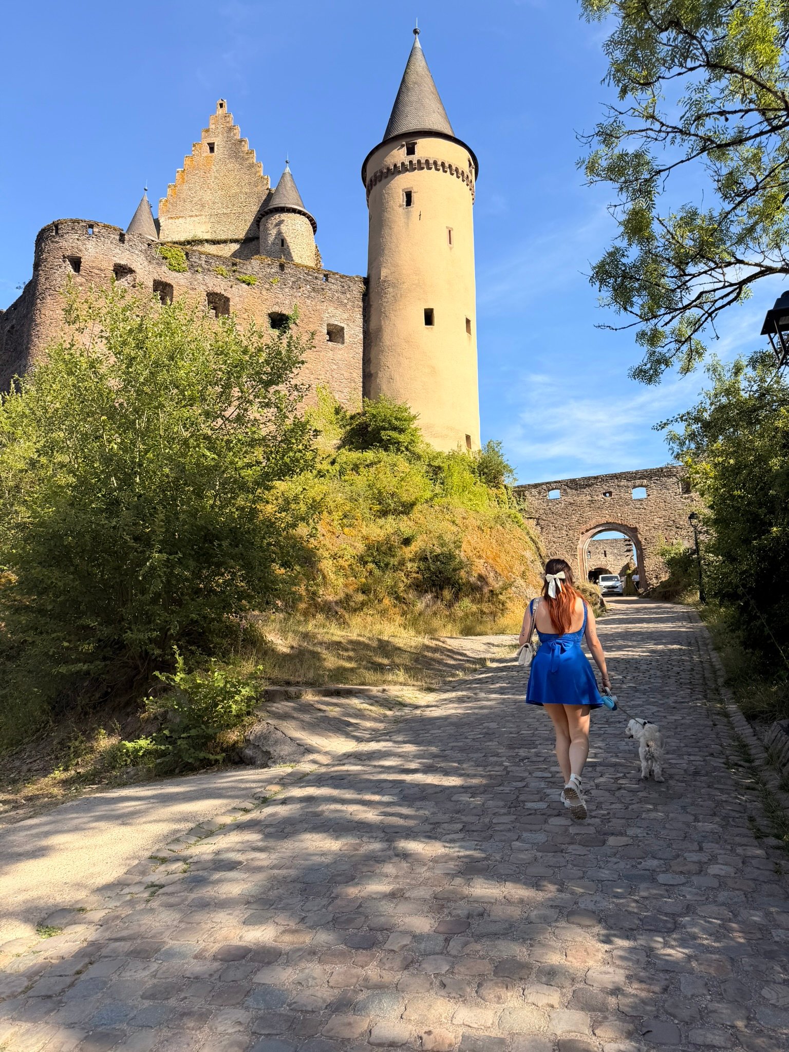 Walking up the path toward Vianden Castle