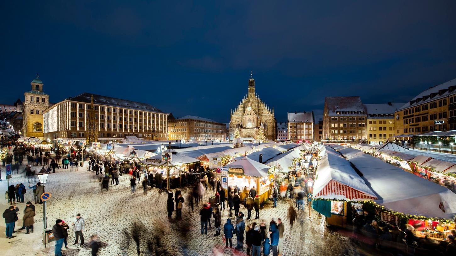 Nuremberg Christmas market stalls